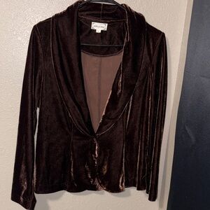 Cloth & Portrait Velvet Blazer
